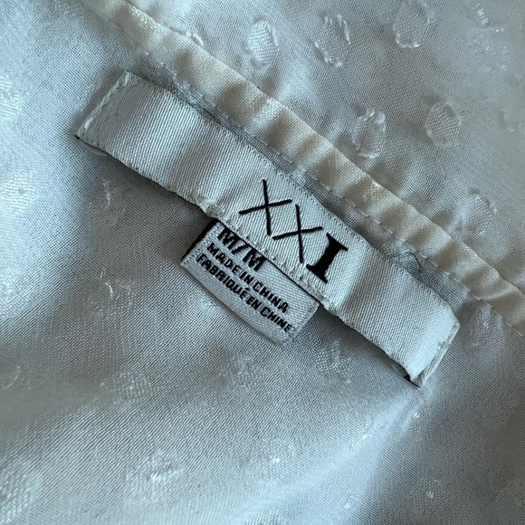 Tops - XXI - Picture 3 of 3